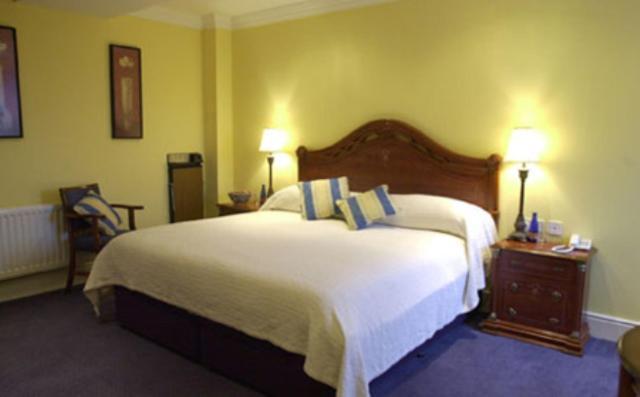 The Redbank Guesthouse Skerries Room photo